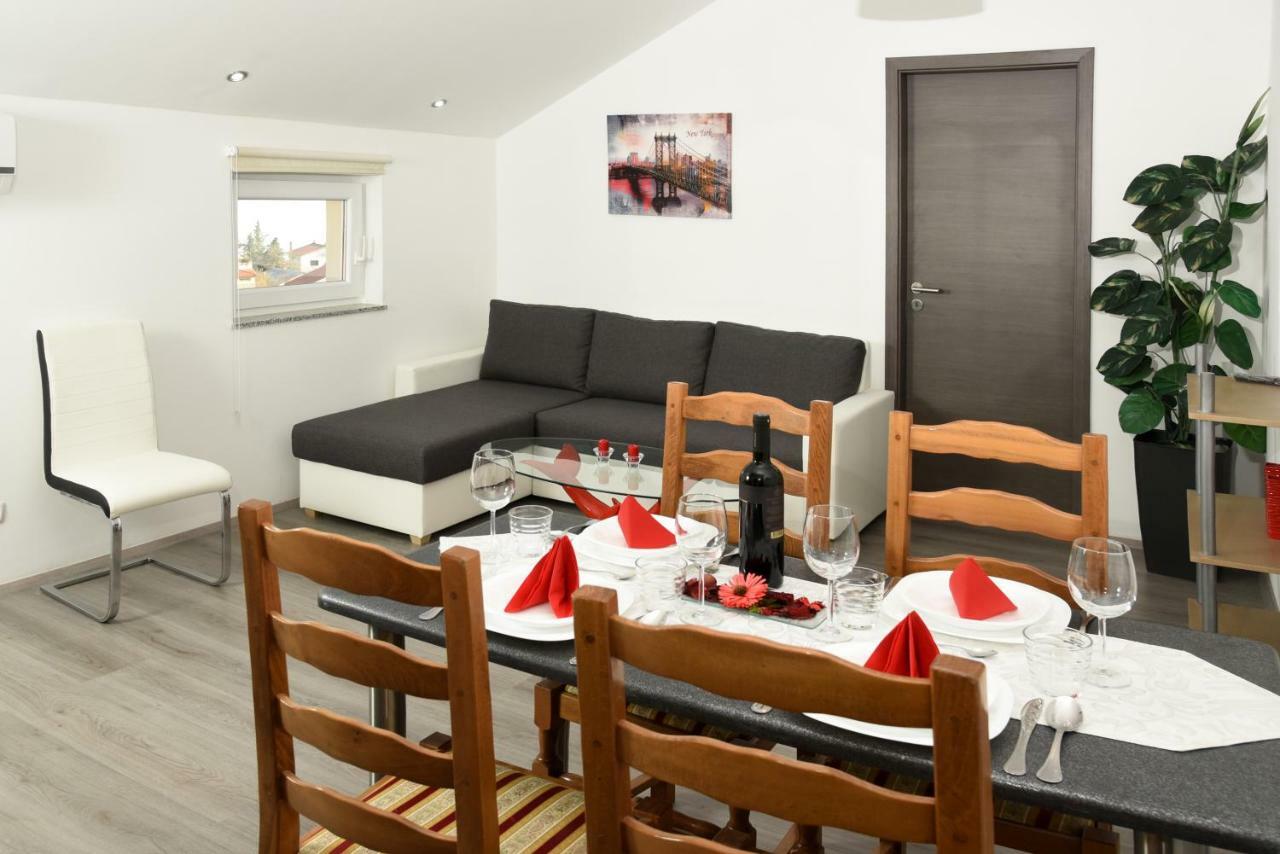 Marinici  Apartments Trampi מראה חיצוני תמונה