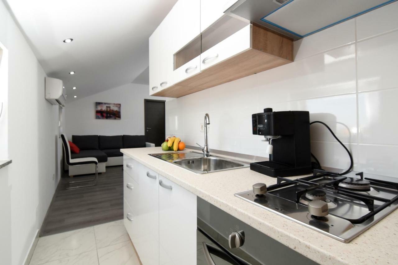 Marinici  Apartments Trampi מראה חיצוני תמונה