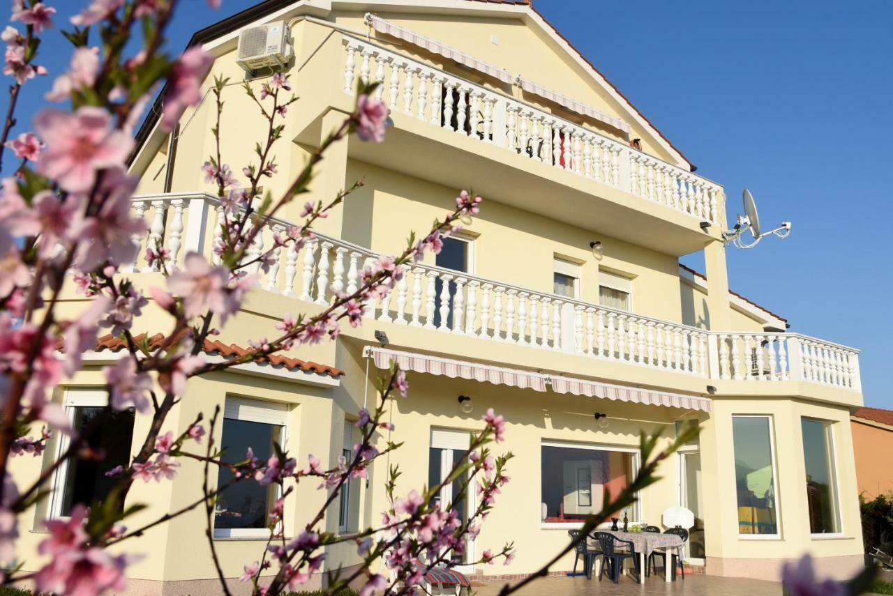 Marinici  Apartments Trampi מראה חיצוני תמונה