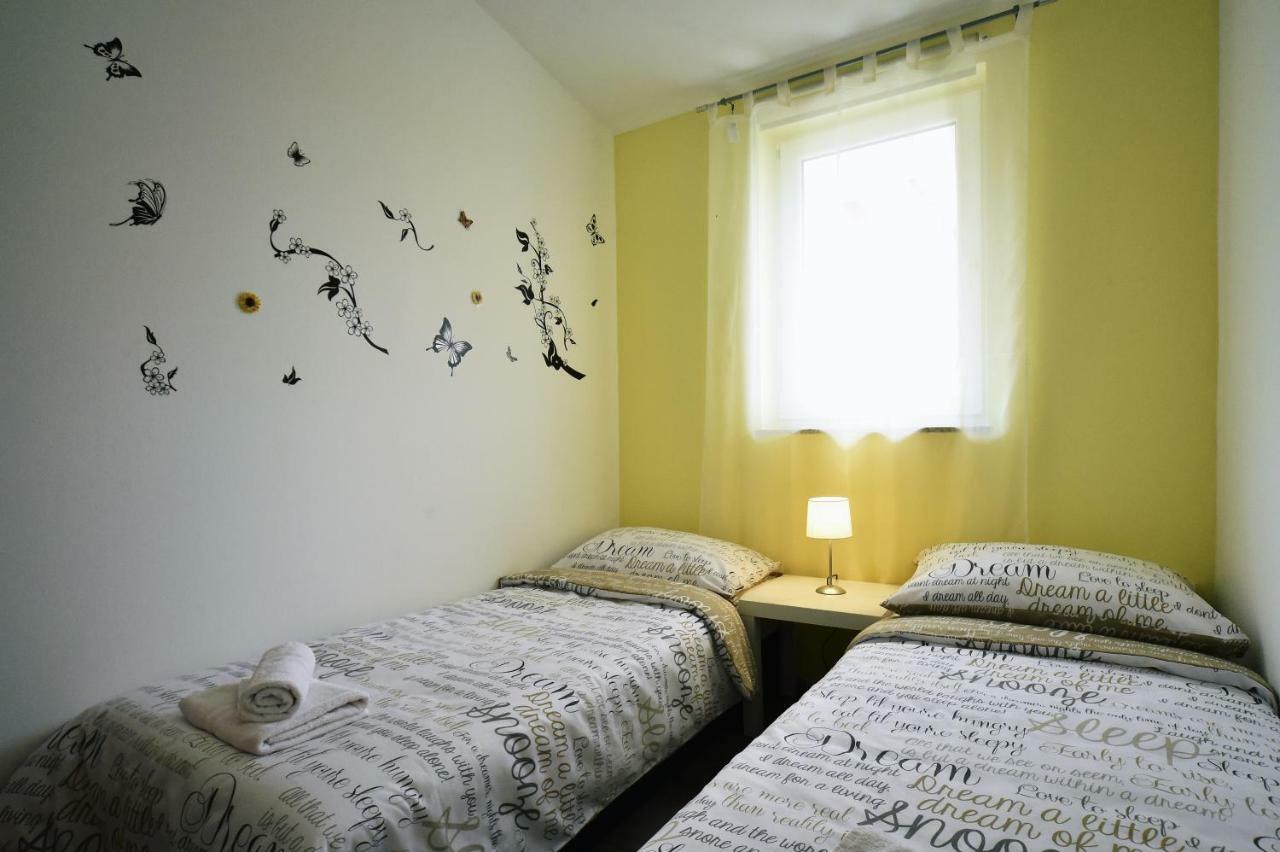 Marinici  Apartments Trampi מראה חיצוני תמונה